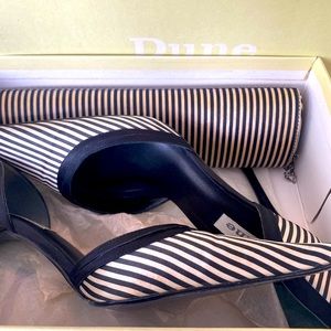 Black & White Heels US 8 with matching clutch bag